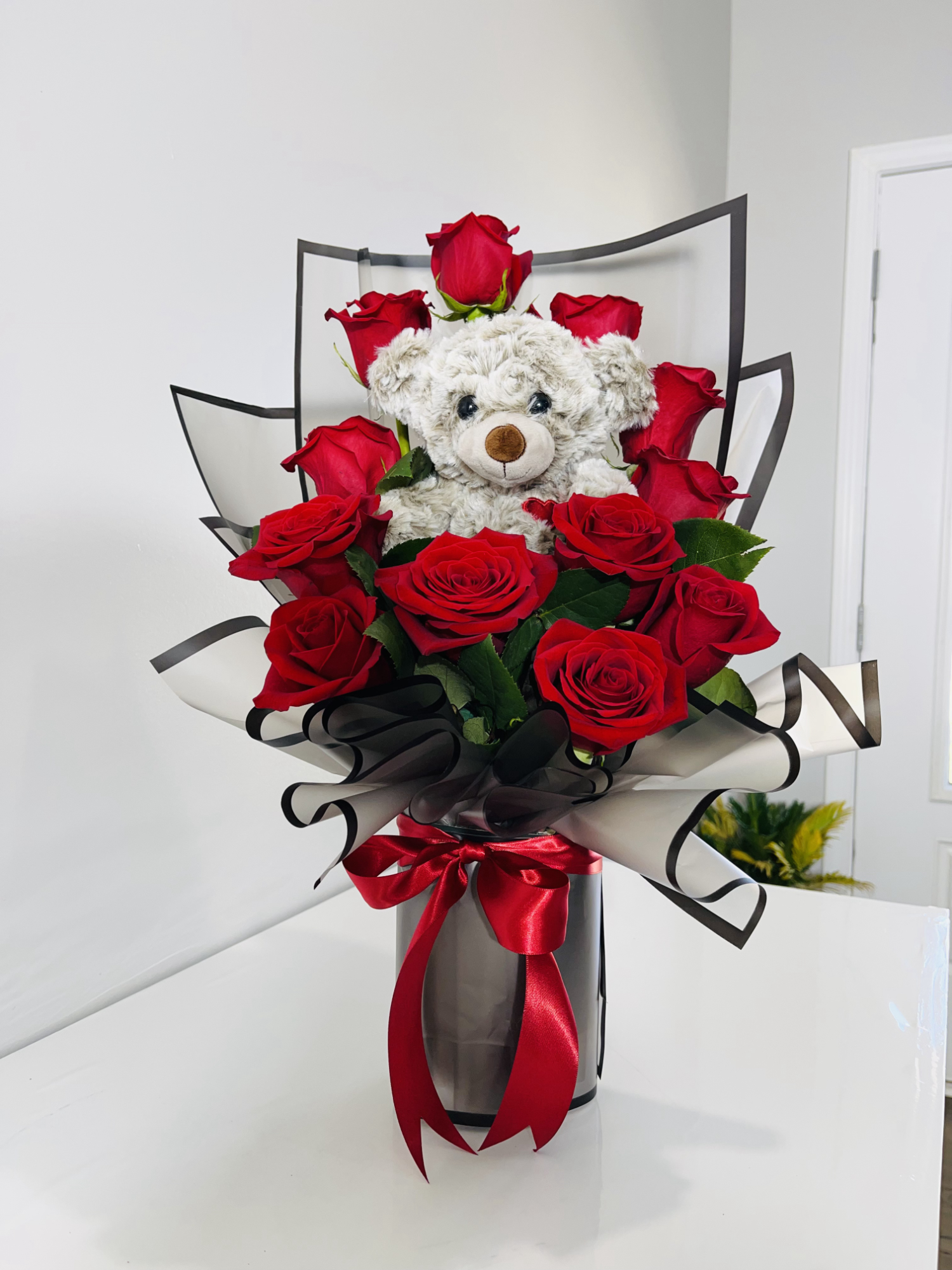 IMG_6277 comp RedRosesBox