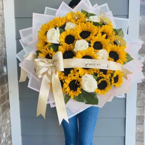 Sunny Rose Bouquet